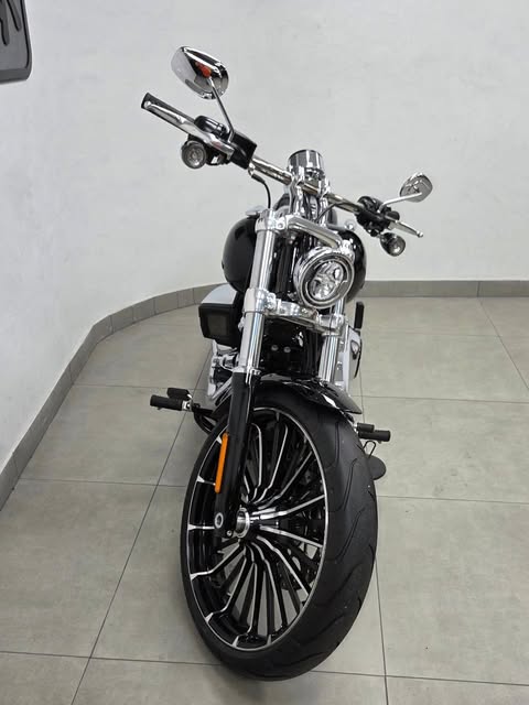 HARLEY-DAVIDSON SOFTAIL BREAKOUT - Imagem 10
