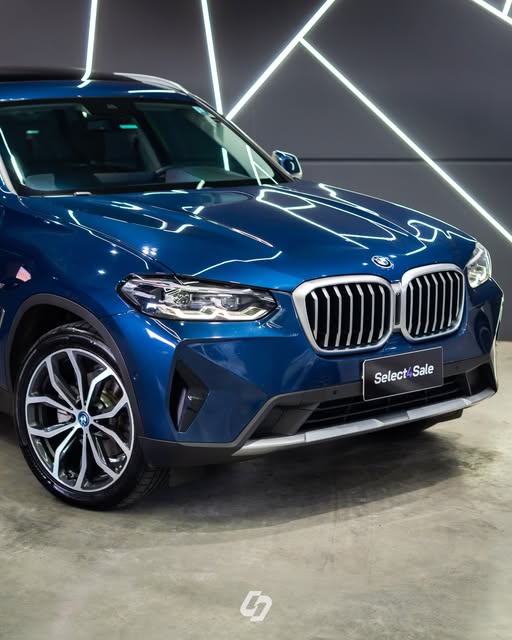BMW X3 XDRIVE30E - Imagem 14