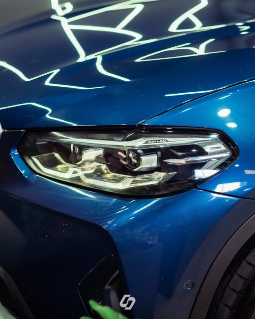 BMW X3 XDRIVE30E - Imagem 18