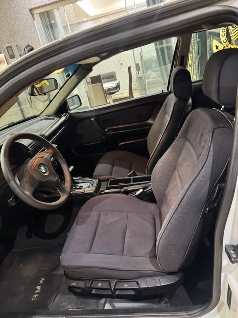 BMW 318TI - Imagem 12