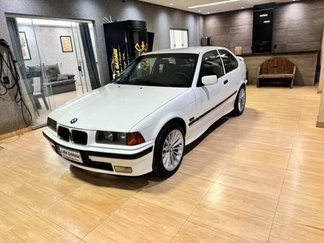 BMW 318TI - Imagem 3