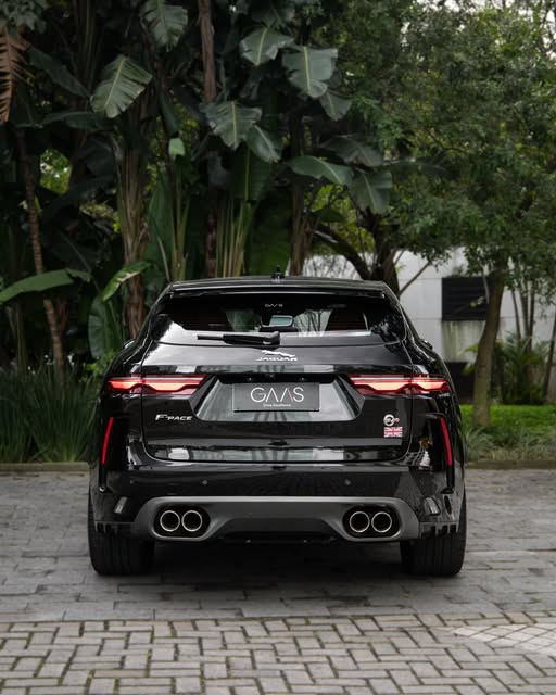 JAGUAR F-PACE SVR - Imagem 5