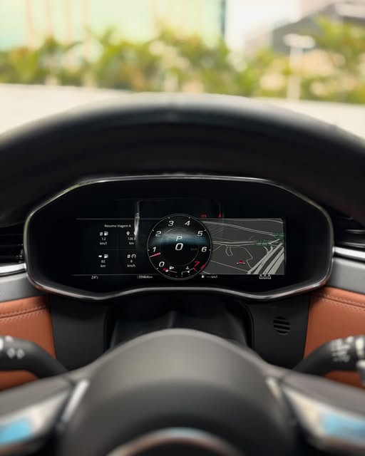 JAGUAR F-PACE SVR - Imagem 9