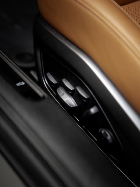 PORSCHE 911 CARRERA GTS - Imagem 17