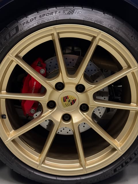 PORSCHE 718 GTS - Imagem 5