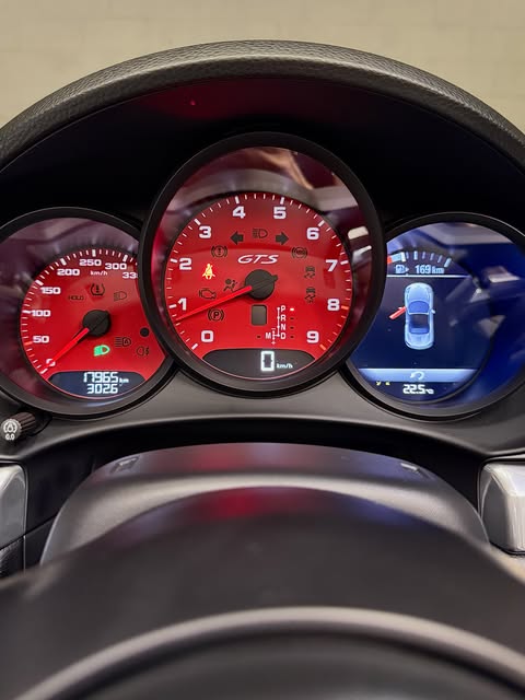 PORSCHE 718 GTS - Imagem 7