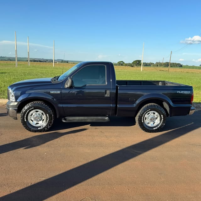 FORD F-250 XLT-L - Imagem 1