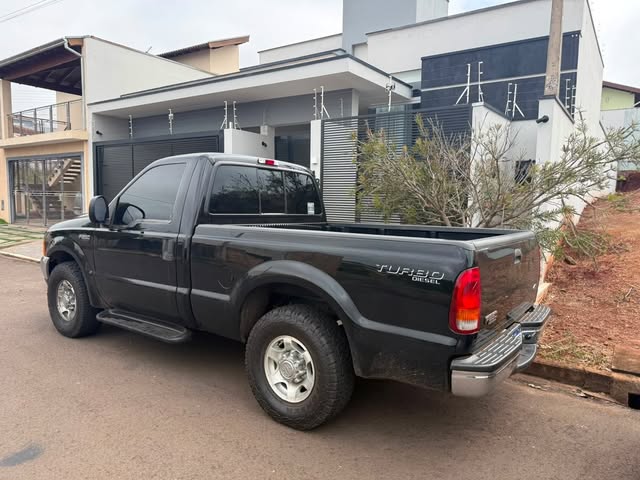 FORD F-250 XL-L - Imagem 3