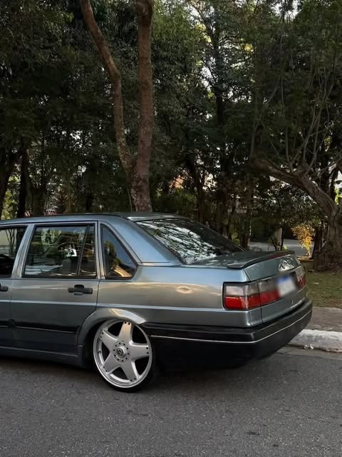 VOLKSWAGEN SANTANA GLS - Imagem 4