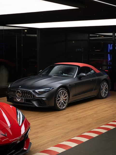 MERCEDES-BENZ SL 63 S E PERFORMANCE - Imagem 9
