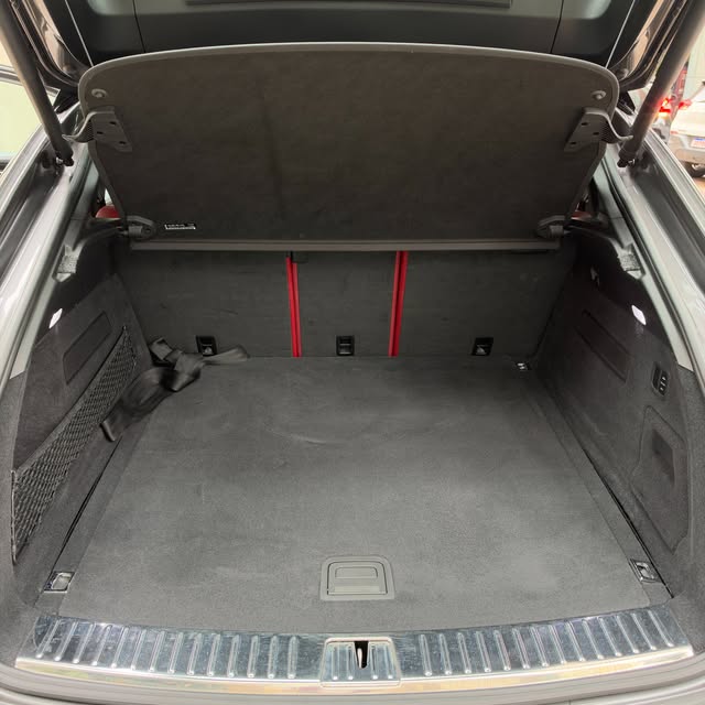 PORSCHE CAYENNE E-HYBRID - Imagem 11