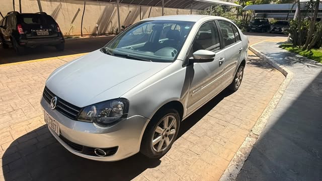 VOLKSWAGEN POLO COMFORTLINE 1.6 I-MOTION - Imagem 2