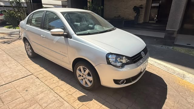 VOLKSWAGEN POLO COMFORTLINE 1.6 I-MOTION - Imagem 12