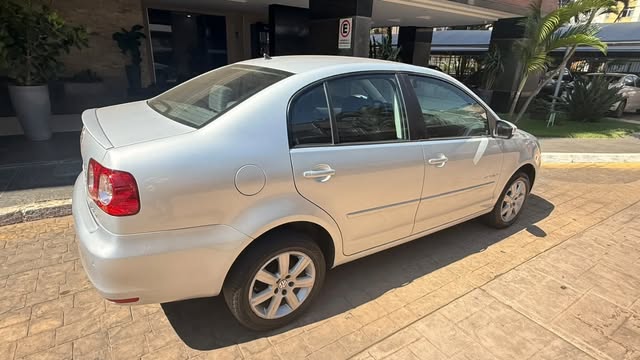 VOLKSWAGEN POLO COMFORTLINE 1.6 I-MOTION - Imagem 4