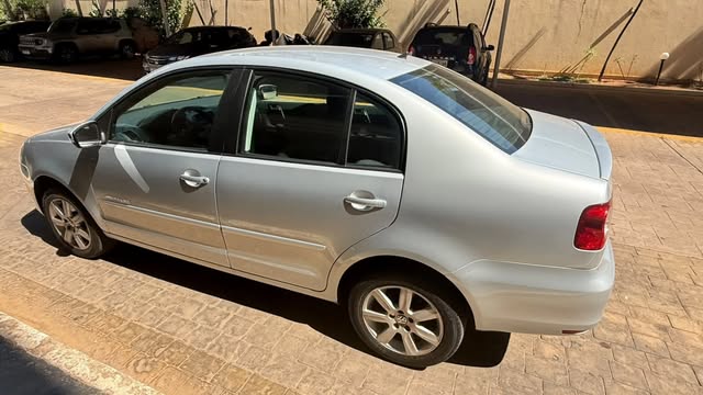 VOLKSWAGEN POLO COMFORTLINE 1.6 I-MOTION - Imagem 6