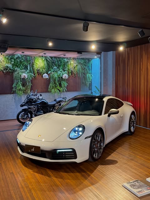 PORSCHE 911 CARRERA - Imagem 2
