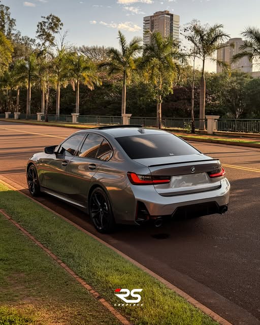 BMW 320I M SPORT - Imagem 4