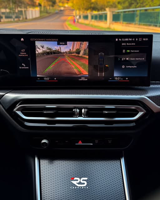 BMW 320I M SPORT - Imagem 9