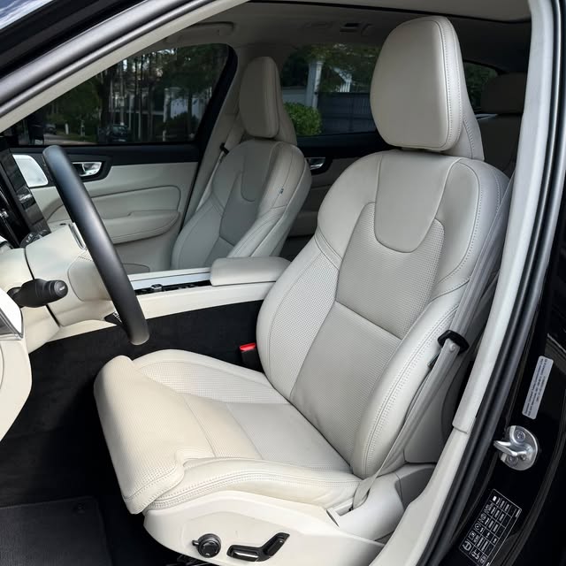 VOLVO XC60 T8 HYBRID ULTRA - Imagem 4