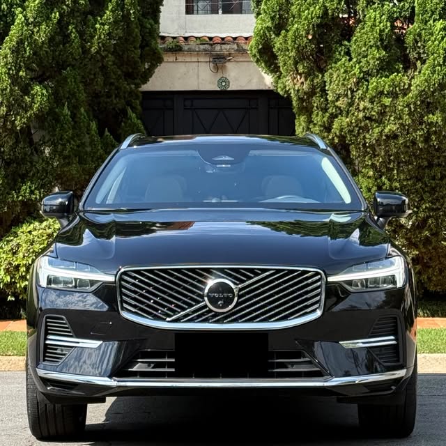 VOLVO XC60 T8 HYBRID ULTRA - Imagem 5