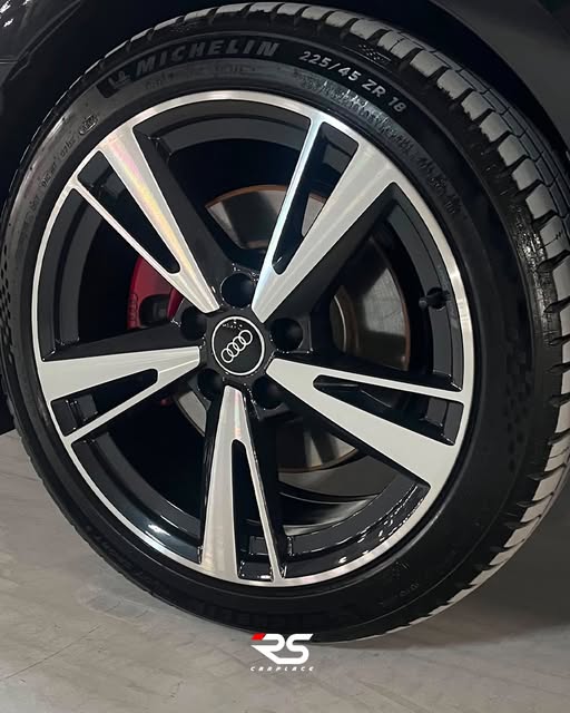 AUDI A3 PERFORMANCE BLACK S LINE - Imagem 9