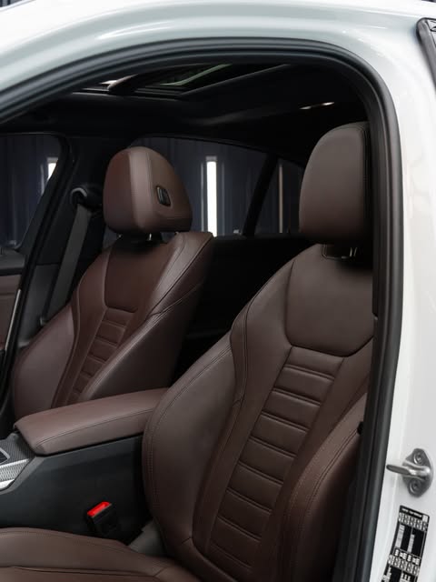 BMW 320I M SPORT - Imagem 16