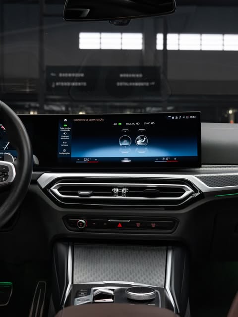 BMW 320I M SPORT - Imagem 6