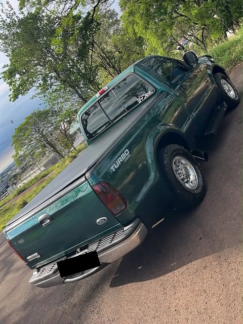 FORD F-250 XLT-L - Imagem 5