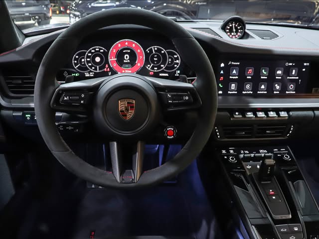 PORSCHE 911 CARRERA GTS - Imagem 6