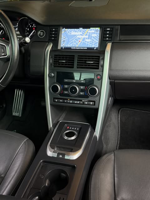 LAND ROVER DISCOVERY SPORT HSE - Imagem 6