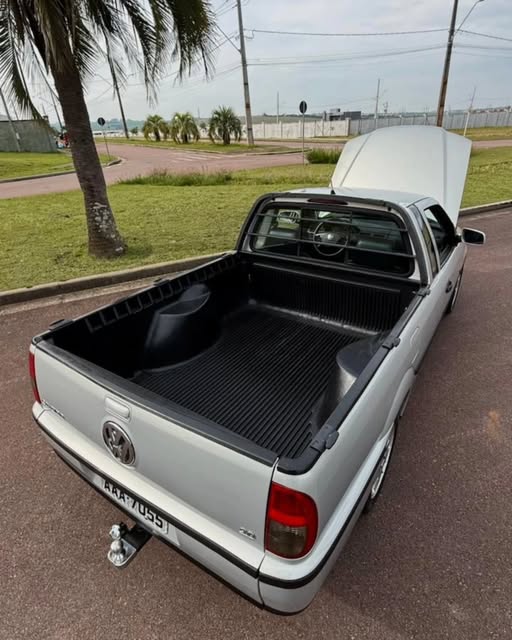 VOLKSWAGEN SAVEIRO MI PLUS/SPORTLINE - Imagem 4