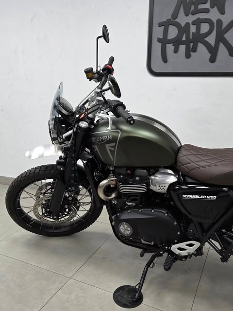 TRIUMPH SCRAMBLER 1200 X - Imagem 14