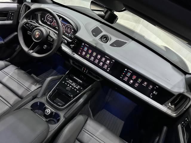 PORSCHE CAYENNE 3.0 V6 E HYBRID AWD TIPTRONIC S - Imagem 10