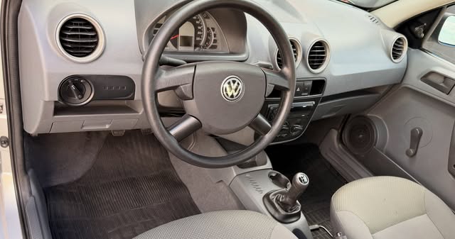 VOLKSWAGEN SAVEIRO TITAN - Imagem 12