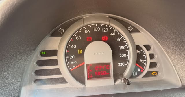 VOLKSWAGEN SAVEIRO TITAN - Imagem 13