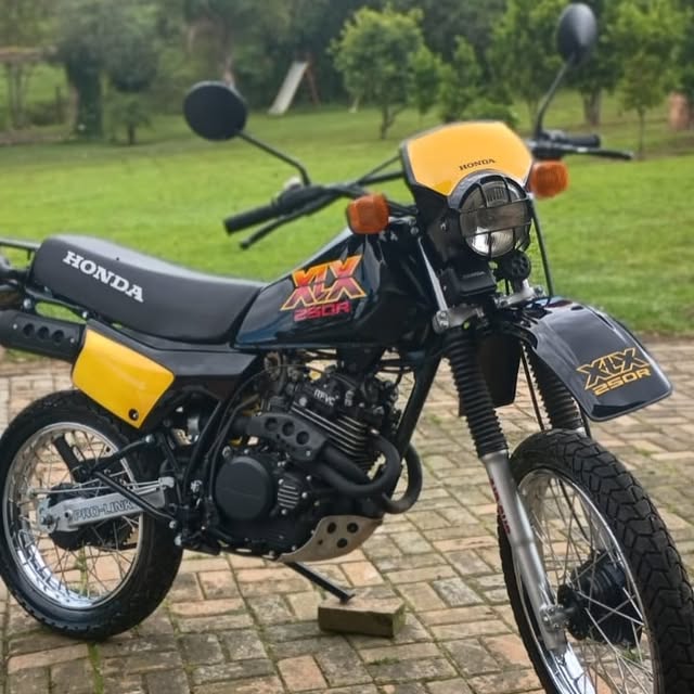 HONDA XLX 250 R - Imagem 3