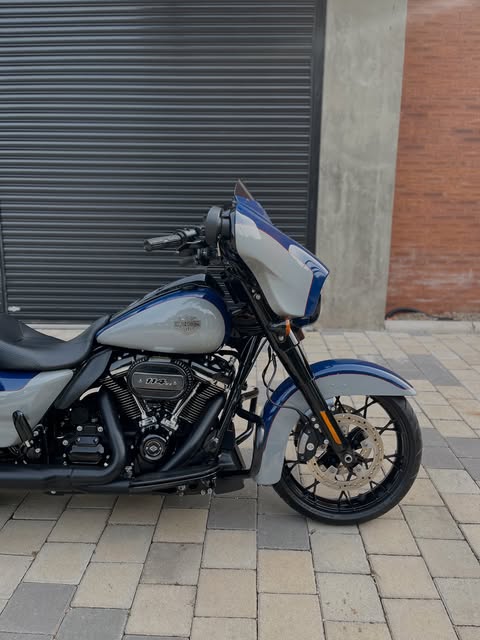 HARLEY-DAVIDSON STREET GLIDE SPECIAL - Imagem 4