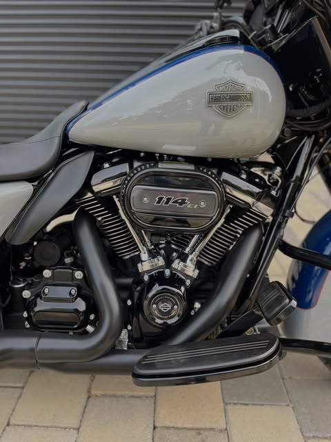 HARLEY-DAVIDSON STREET GLIDE SPECIAL - Imagem 5