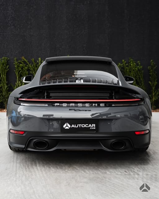 PORSCHE 911 CARRERA - Imagem 4