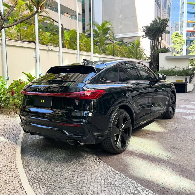 AUDI Q5 SPORTBACK S-LINE - Imagem 5