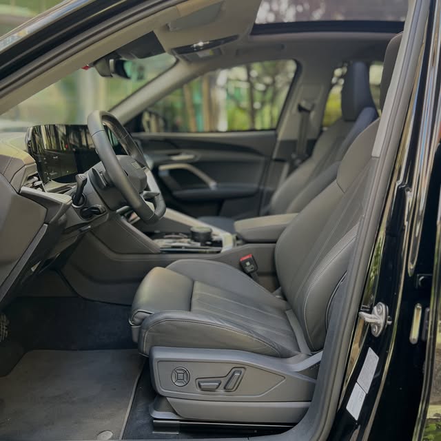 AUDI Q5 SPORTBACK S-LINE - Imagem 8