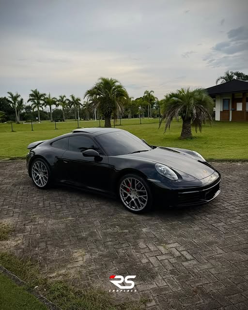 PORSCHE 911 CARRERA 3.0 - Imagem 3