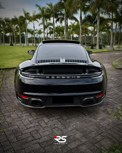 PORSCHE 911 CARRERA 3.0 - Imagem 6