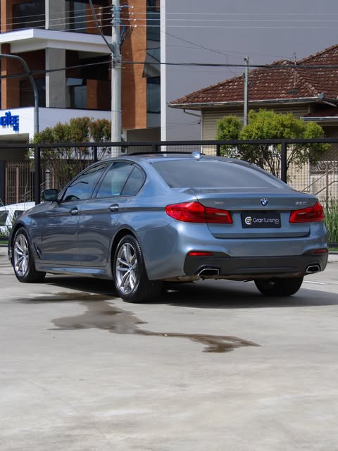 BMW 530I M SPORT - Imagem 2