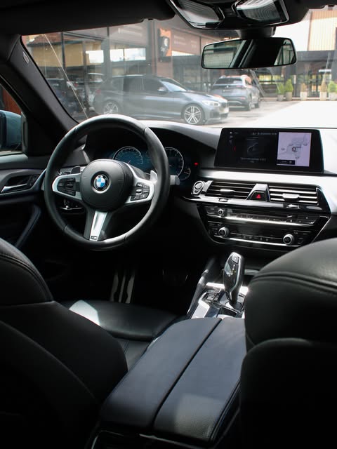 BMW 530I M SPORT - Imagem 5