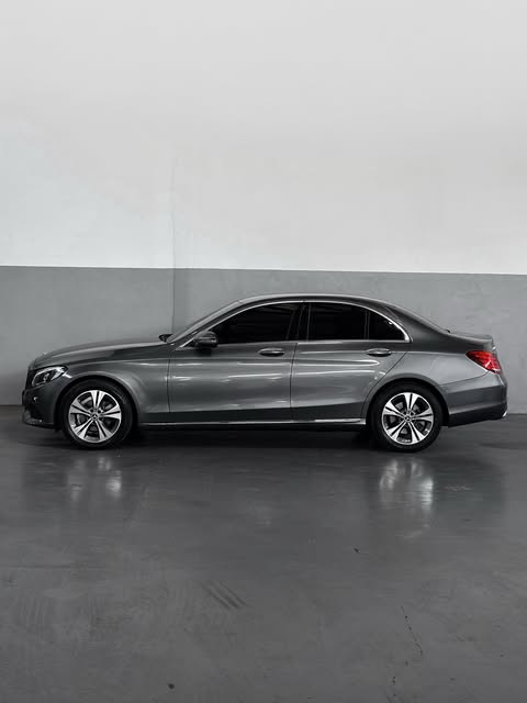 MERCEDES-BENZ C AVANTGARDE - Imagem 4