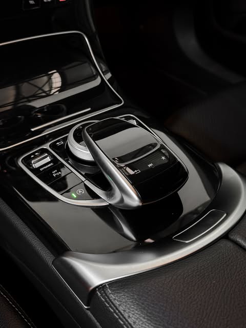 MERCEDES-BENZ C AVANTGARDE - Imagem 9
