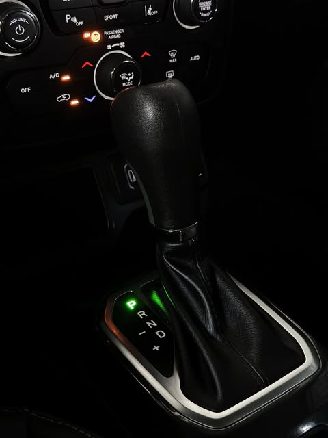 JEEP RENEGADE LONGITUDE - Imagem 9
