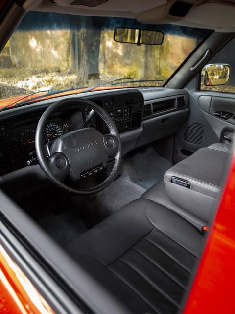 DODGE RAM 1500 LARAMIE SLT - Imagem 13