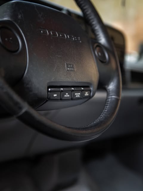 DODGE RAM 1500 LARAMIE SLT - Imagem 16